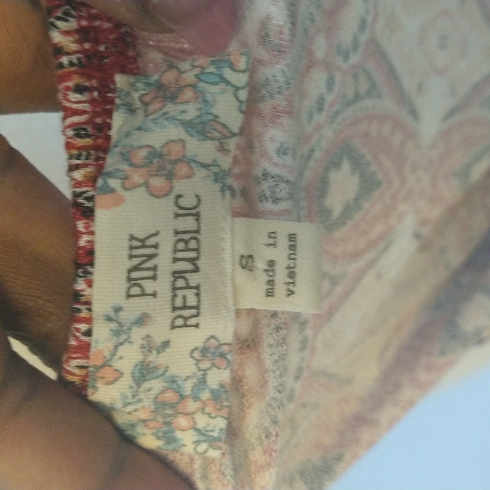 Pink Republic small boho off shoulder top - Picture 5 of 6